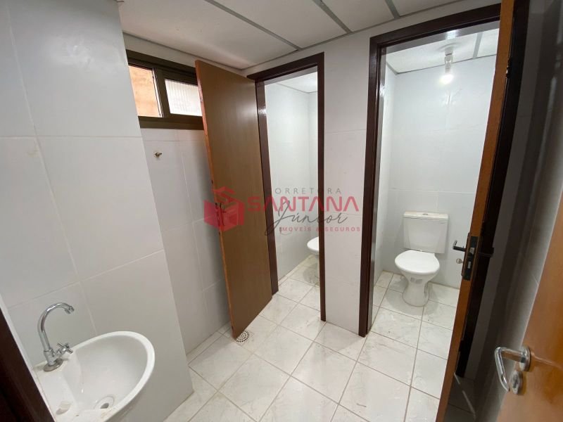 Comercial/Industrial 60m² Pitangueiras Lauro de Freitas/BA (INDISPONÍVEL) Avenida Luiz Tarquínio Pontes Lauro de Freitas - 