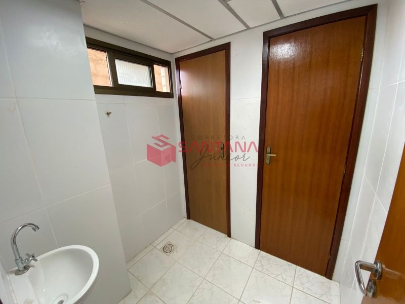 Comercial/Industrial 60m² Pitangueiras Lauro de Freitas/BA (INDISPONÍVEL) Avenida Luiz Tarquínio Pontes Lauro de Freitas - 