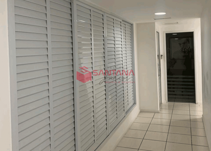 Comercial/Industrial 60m² Pitangueiras Lauro de Freitas/BA (INDISPONÍVEL) Avenida Luiz Tarquínio Pontes Lauro de Freitas - 