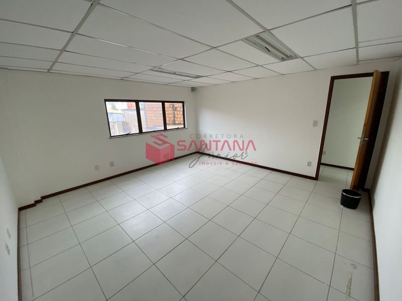 Comercial/Industrial 60m² Pitangueiras Lauro de Freitas/BA (INDISPONÍVEL) Avenida Luiz Tarquínio Pontes Lauro de Freitas - 