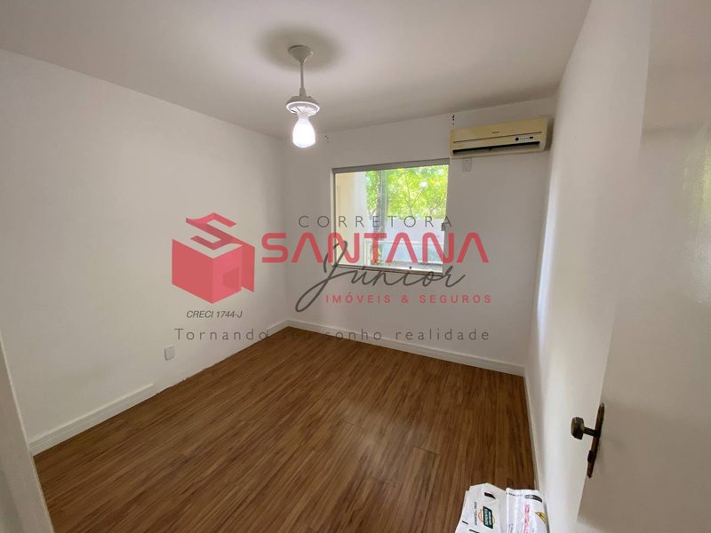 Apartamento térreo com suíte, 136m² em Vilas do Atlântico.  (INDISPONÍVEL) Rua Praia de Tambau Lauro de Freitas - 