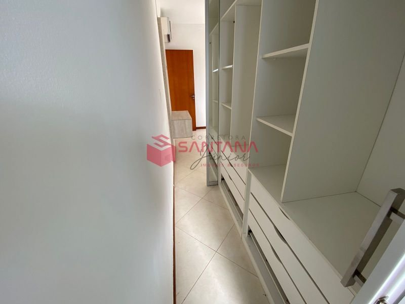 Casa em condomínio 3 três suítes, na Priscila Dutra. (INDISPONÍVEL) Rua Priscila B Dutra Lauro de Freitas - 