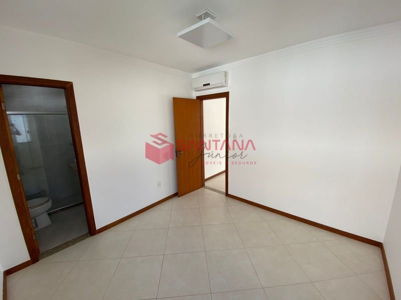Casa em condomínio 3 três suítes, na Priscila Dutra. (INDISPONÍVEL) Rua Priscila B Dutra Lauro de Freitas - 