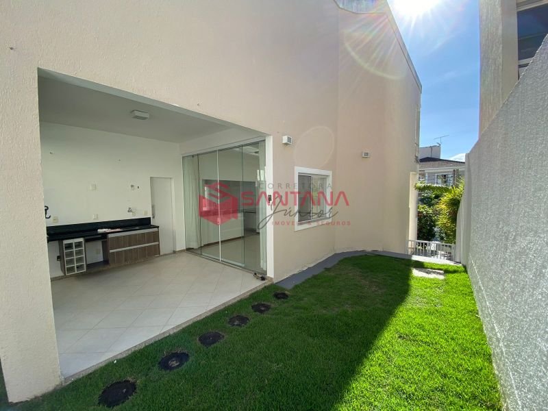 Casa em condomínio 3 três suítes, na Priscila Dutra. (INDISPONÍVEL) Rua Priscila B Dutra Lauro de Freitas - 
