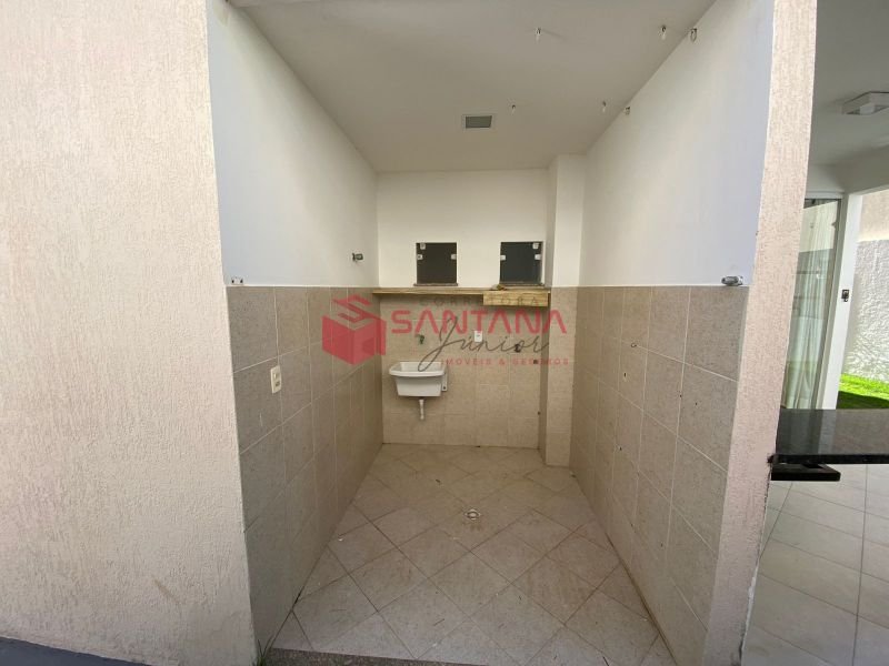Casa em condomínio 3 três suítes, na Priscila Dutra. (INDISPONÍVEL) Rua Priscila B Dutra Lauro de Freitas - 