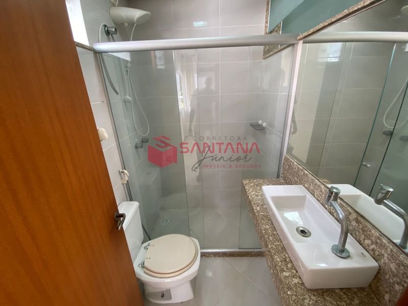 Casa em condomínio 3 três suítes, na Priscila Dutra. (INDISPONÍVEL) Rua Priscila B Dutra Lauro de Freitas - 