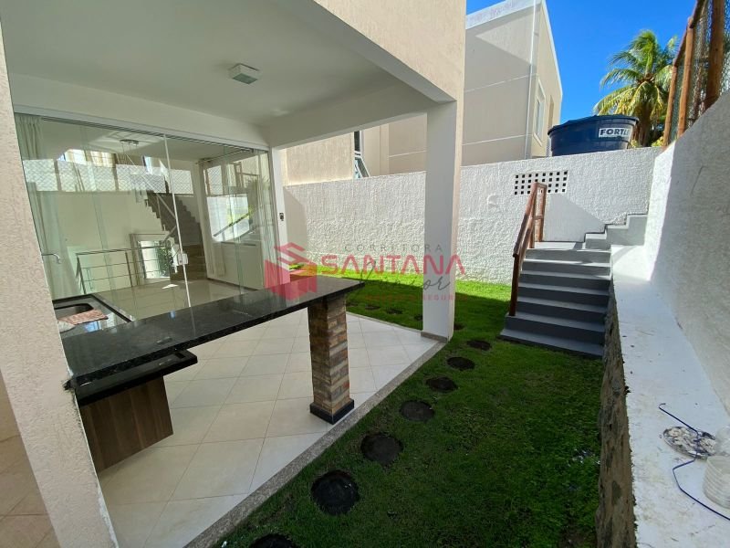 Casa em condomínio 3 três suítes, na Priscila Dutra. (INDISPONÍVEL) Rua Priscila B Dutra Lauro de Freitas - 