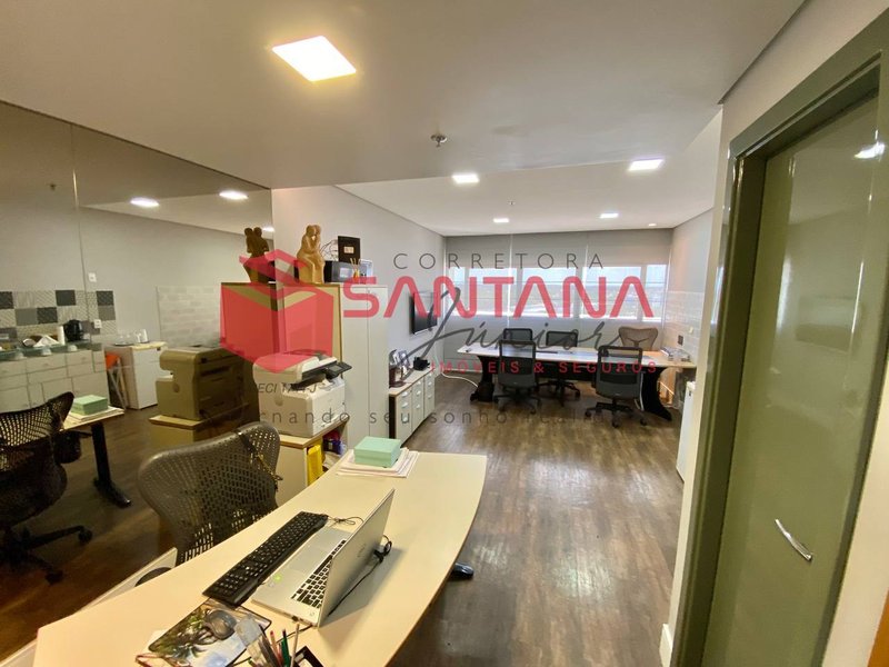 Sala 28m² para venda no Empresarial Multiplus. (INDISPONÍVEL) Rua Leonardo R da Silva Lauro de Freitas - 