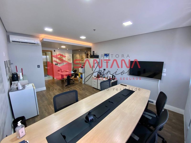 Sala 28m² para venda no Empresarial Multiplus. (INDISPONÍVEL) Rua Leonardo R da Silva Lauro de Freitas - 