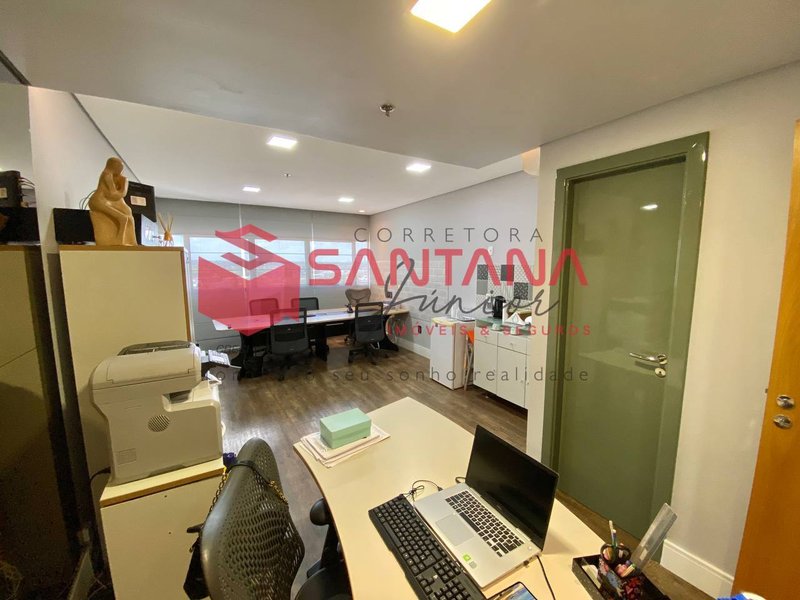 Sala 28m² para venda no Empresarial Multiplus. (INDISPONÍVEL) Rua Leonardo R da Silva Lauro de Freitas - 