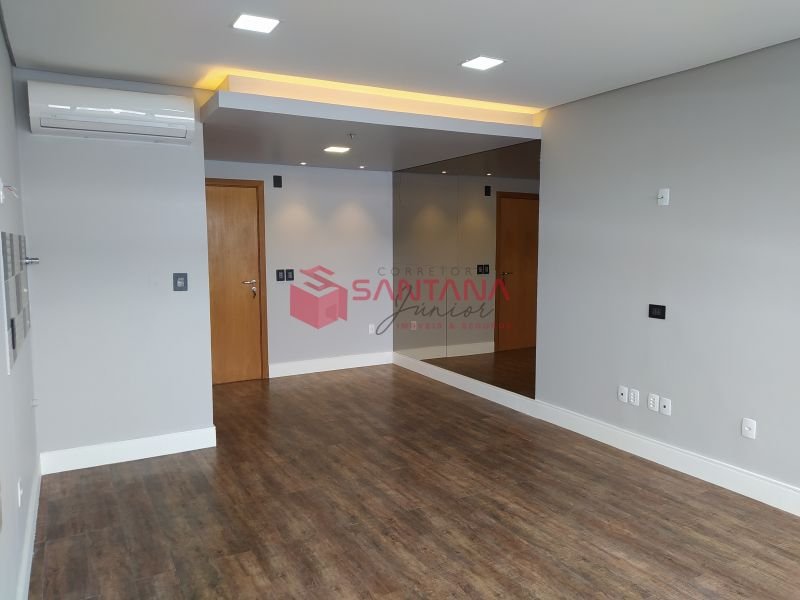 Sala 28m² para venda no Empresarial Multiplus. (INDISPONÍVEL) Rua Leonardo R da Silva Lauro de Freitas - 