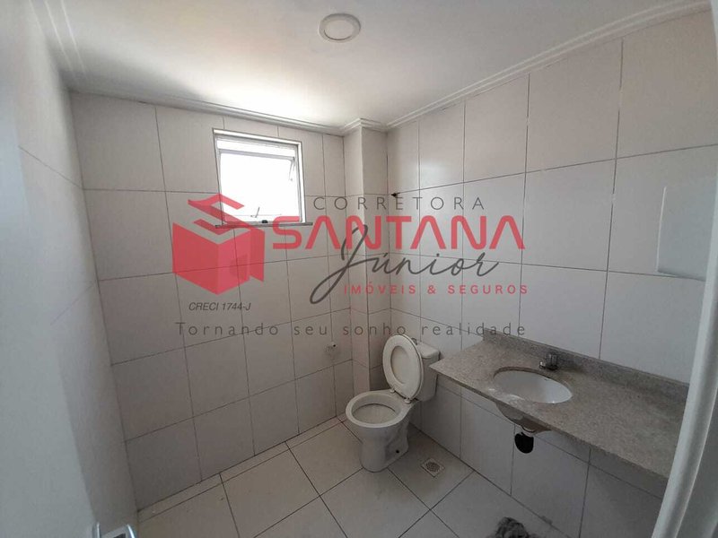 Sala com 42m² para locação em Buraquinho. Perfeita localização. (INDISPONÍVEL) Rua Francisco das Mercês Lauro de Freitas - 