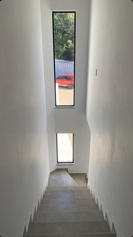LINDO SOBRADO COM 2 DORMITÓRIOS NO BAIRRO DOM JOAQUIM - Brusque - 