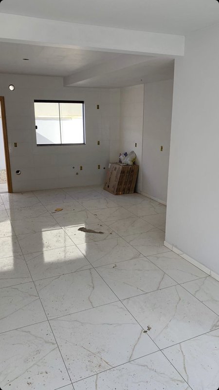 LINDO SOBRADO COM 2 DORMITÓRIOS NO BAIRRO DOM JOAQUIM - Brusque - 