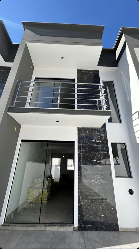 LINDO SOBRADO COM 2 DORMITÓRIOS NO BAIRRO DOM JOAQUIM - Brusque - 