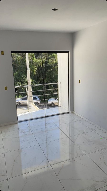 LINDO SOBRADO COM 2 DORMITÓRIOS NO BAIRRO DOM JOAQUIM - Brusque - 