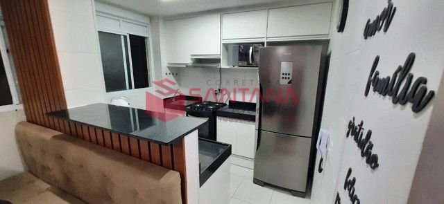 Apartamento semi mobiliado, no Parque Solar do Jardim.  (INDISPONÍVEL) Rua Marta Aguiar da Silva Lauro de Freitas - 