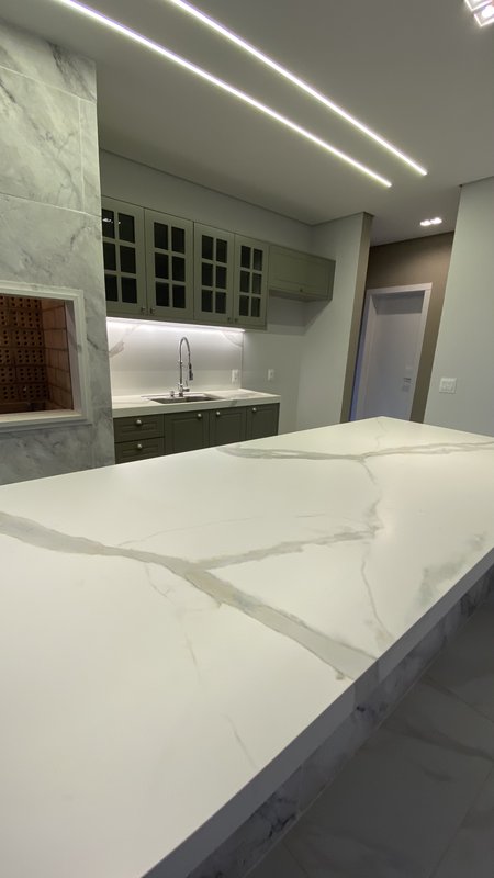 Sobrado de luxo em condomínio! Rua imperador, Campo Grande - 