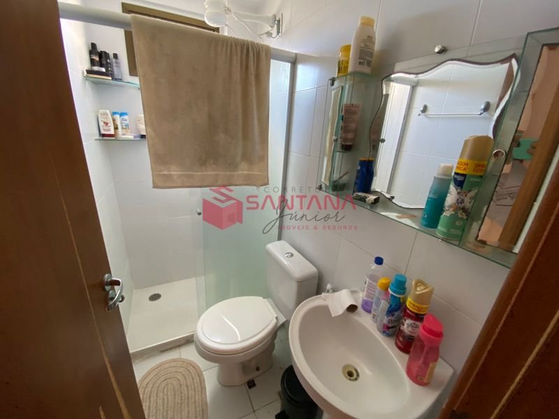 Apartamento nascente 2 dormitórios 1 suíte no Centro de Lauro de Freitas. (INDISPONÍVEL) Rua São José Lauro de Freitas - 