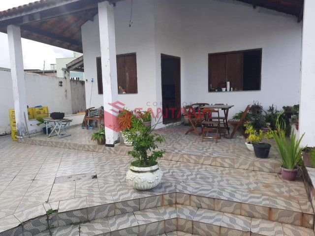 Casa 5 dormitórios 1 suíte 200m² 24 vagas Centro Lauro de Freitas/BA (INDISPONÍVEL) Rua Edmar Leonico Nascimento Lauro de Freitas - 