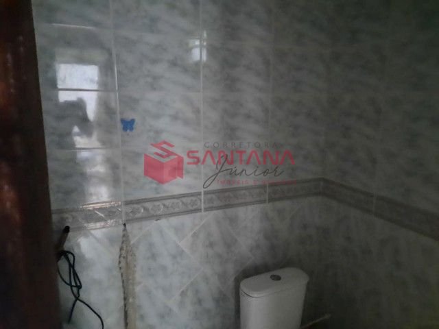 Casa 5 dormitórios 1 suíte 200m² 24 vagas Centro Lauro de Freitas/BA (INDISPONÍVEL) Rua Edmar Leonico Nascimento Lauro de Freitas - 