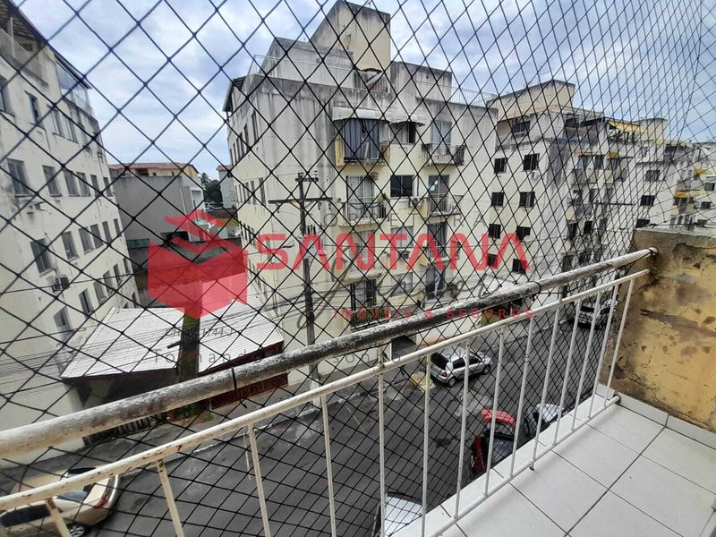 Apartamento com 2/4 no Caji (INDISPONÍVEL) Avenida Professor Theócrito Batista Lauro de Freitas - 