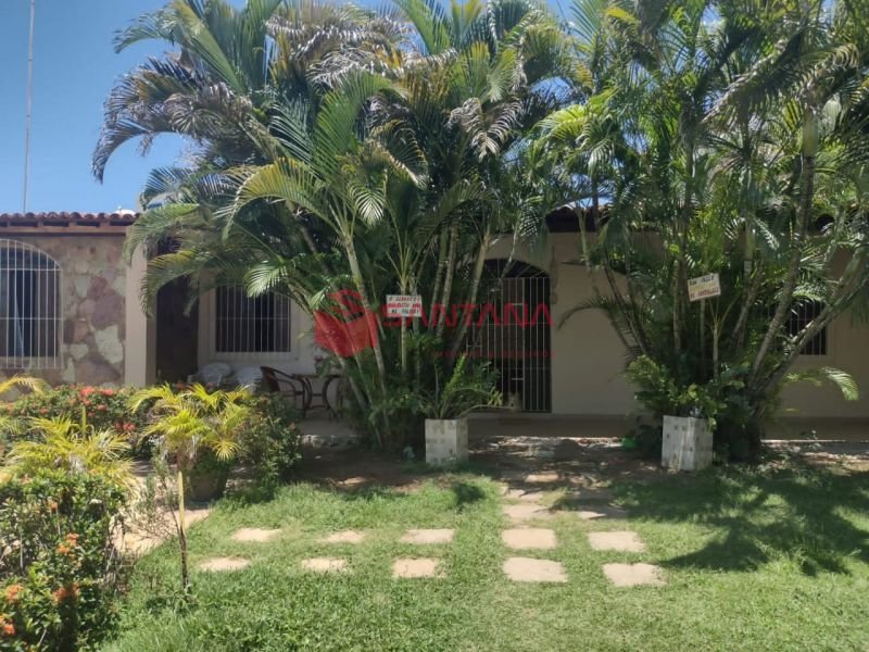 Casa 3 dormitórios 2 suítes 200m² 4 vagas Ipitanga Lauro de Freitas/BA (INDISPONÍVEL) Rua João Bispo Lauro de Freitas - 