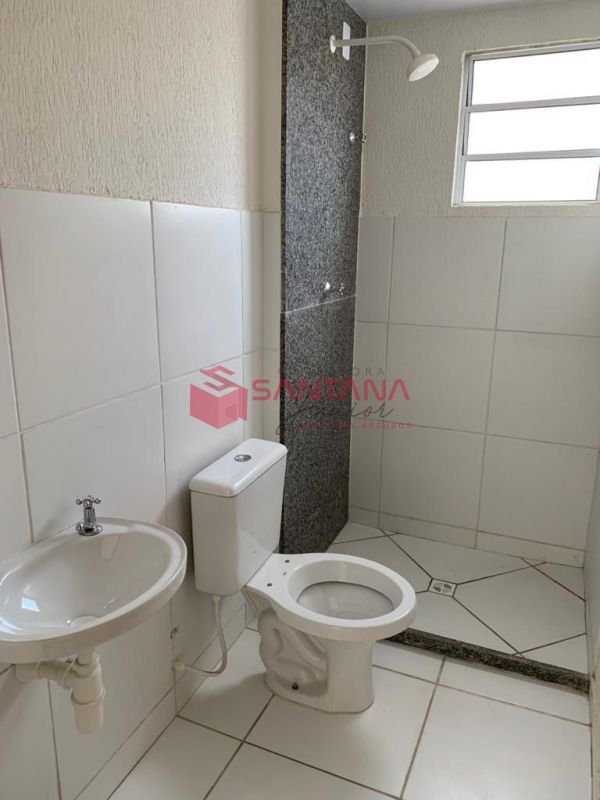 Apartamento 2/4 sendo um suíte em Camaçari. (INDISPONÍVEL) Rua São Francisco de Assis Camaçari - 
