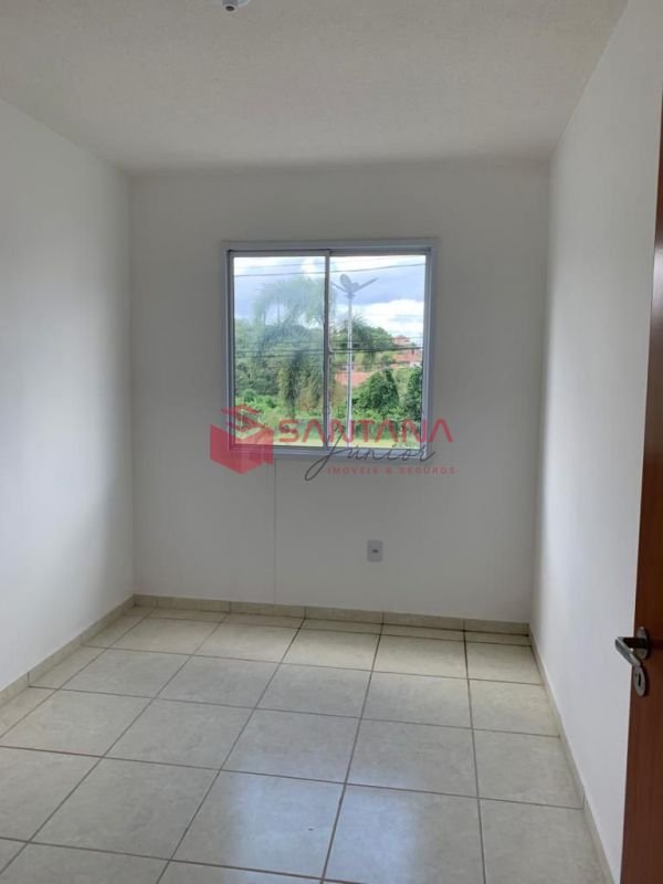 Apartamento 2/4 sendo um suíte em Camaçari. (INDISPONÍVEL) Rua São Francisco de Assis Camaçari - 