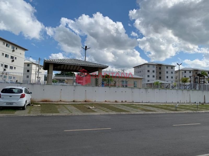 Apartamento 2/4 sendo um suíte em Camaçari. (INDISPONÍVEL) Rua São Francisco de Assis Camaçari - 
