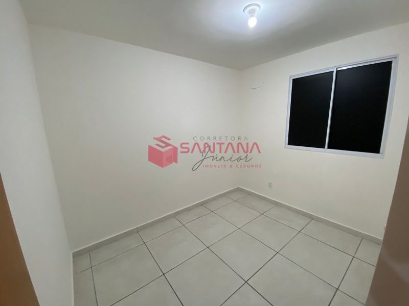 Apartamento térreo no Solar da Costa. Nascente. (INDISPONÍVEL) Rua Sucupió Camaçari - 