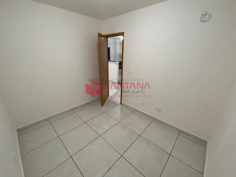 Apartamento térreo no Solar da Costa. Nascente. (INDISPONÍVEL) Rua Sucupió Camaçari - 
