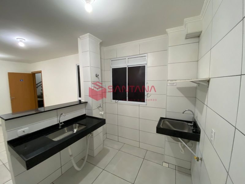 Apartamento térreo no Solar da Costa. Nascente. (INDISPONÍVEL) Rua Sucupió Camaçari - 