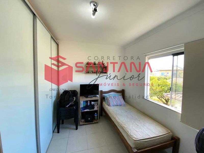 Casa mobiliada nascente, com energia solar em Buraquinho. (INDISPONÍVEL) Rua Marieta Brito da Luz Lauro de Freitas - 