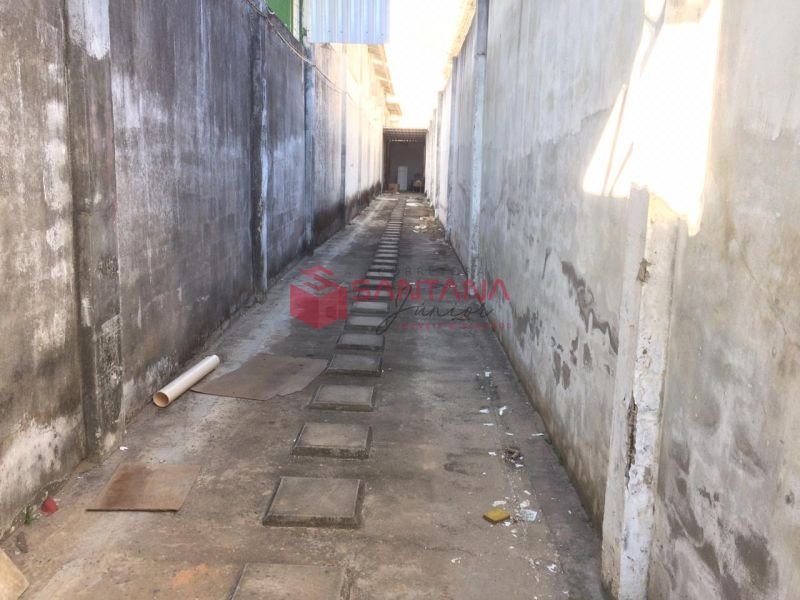 Comercial/Industrial 200m² Pitangueiras Lauro de Freitas/BA (INDISPONÍVEL) Rua Martins de Oliveira Lauro de Freitas - 