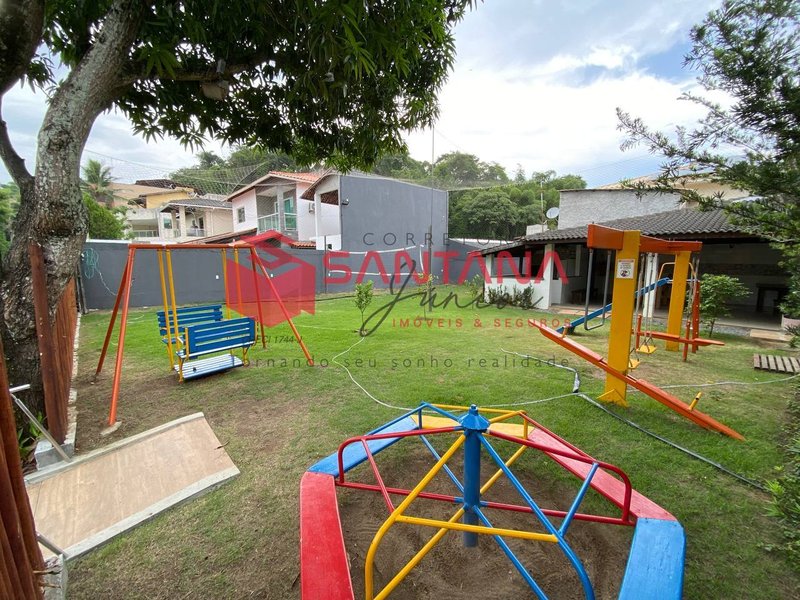 Casa 3/4 com suíte e área verde, no condomínio Chácara Suiças. (INDISPONÍVEL) Rua 15 de Janeiro Lauro de Freitas - 