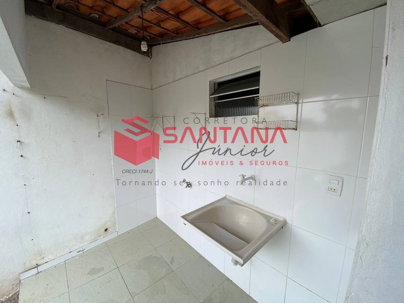 Casa 3/4 com suíte e área verde, no condomínio Chácara Suiças. (INDISPONÍVEL) Rua 15 de Janeiro Lauro de Freitas - 