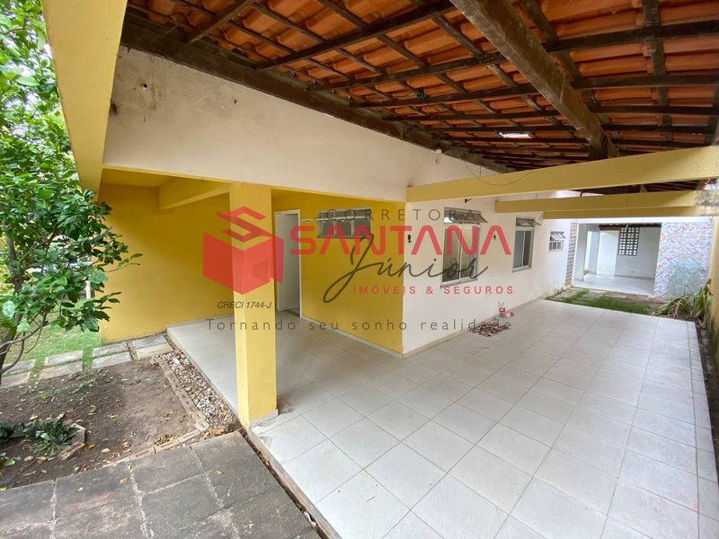Casa 3/4 com suíte e área verde, no condomínio Chácara Suiças. (INDISPONÍVEL) Rua 15 de Janeiro Lauro de Freitas - 