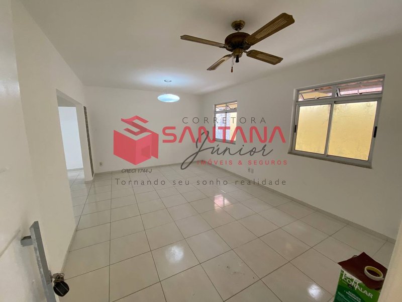 Casa 3/4 com suíte e área verde, no condomínio Chácara Suiças. (INDISPONÍVEL) Rua 15 de Janeiro Lauro de Freitas - 