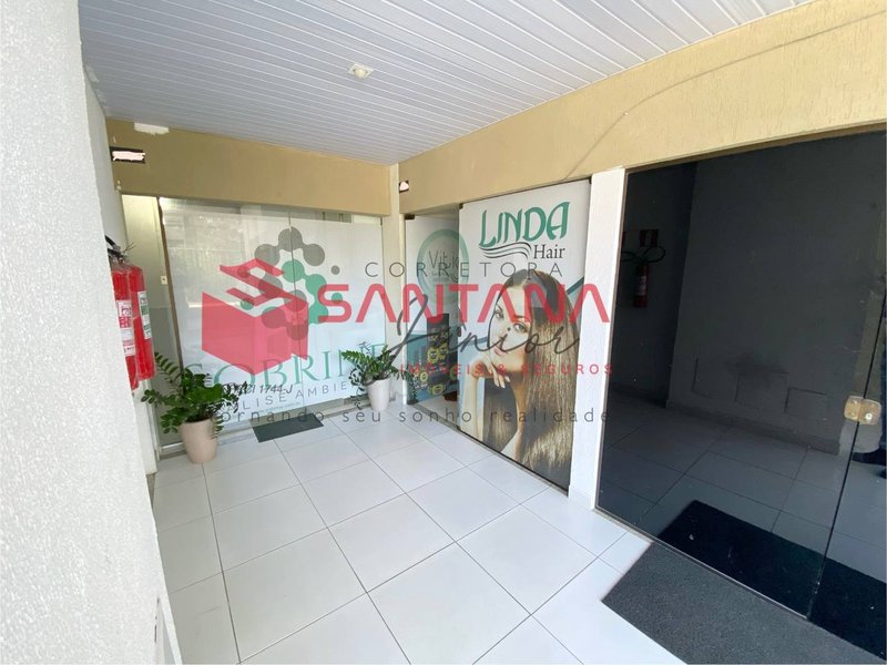 Loja térrea, em empresarial a um minuto da Estrada do Coco.(INDISPONÍVEL) Rua Gilvan Fernandes Lauro de Freitas - 