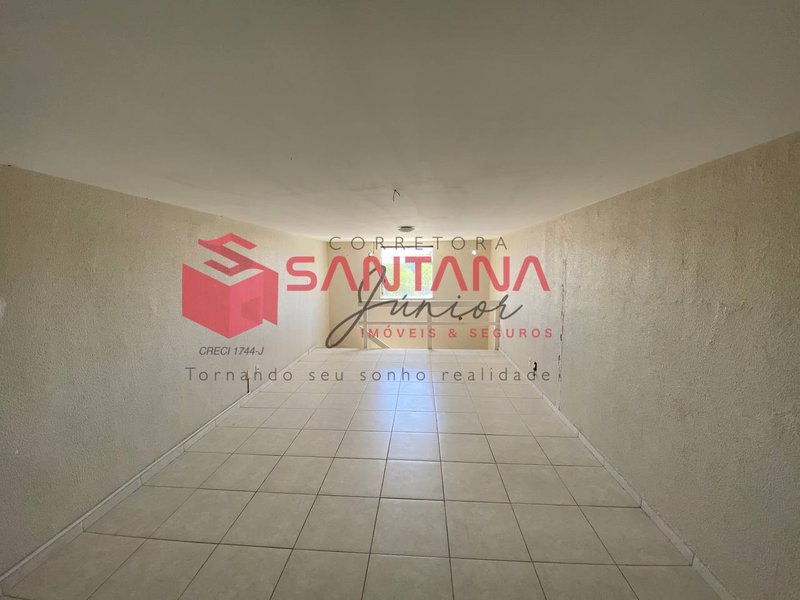 Loja térrea, em empresarial a um minuto da Estrada do Coco.(INDISPONÍVEL) Rua Gilvan Fernandes Lauro de Freitas - 
