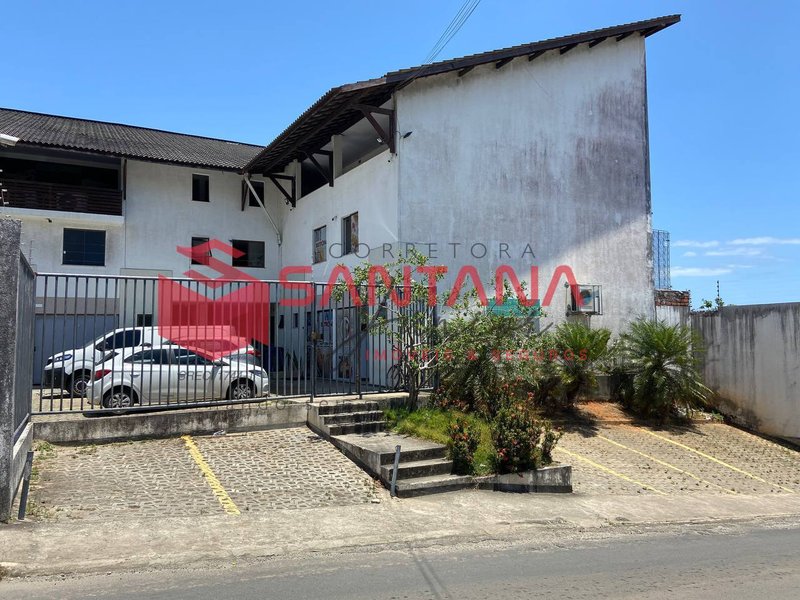 Loja com mezanino a um minuto da Estrada do Coco.(INDISPONÍVEL) Rua Gilvan Fernandes Lauro de Freitas - 
