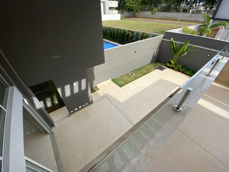 Este é o lar dos seus sonhos! Rua Domingos Martinez Campo Grande - 