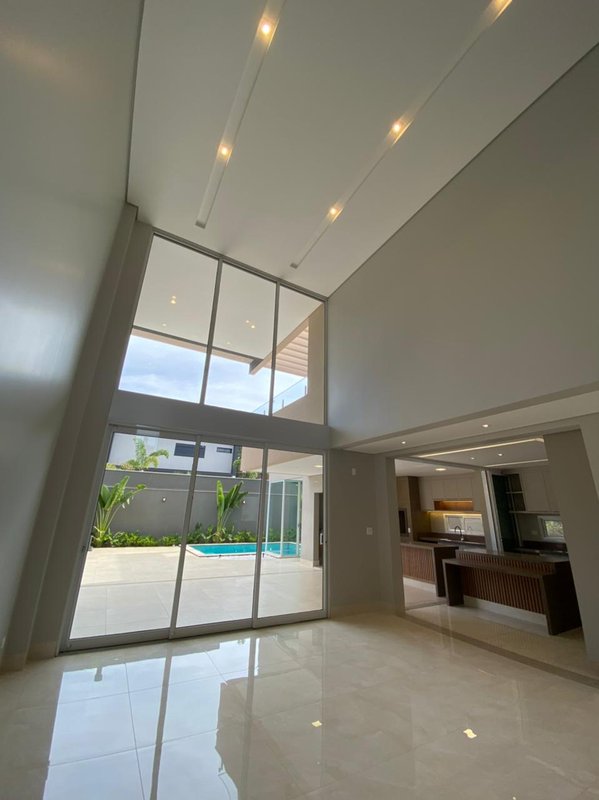 Este é o lar dos seus sonhos! Rua Domingos Martinez Campo Grande - 