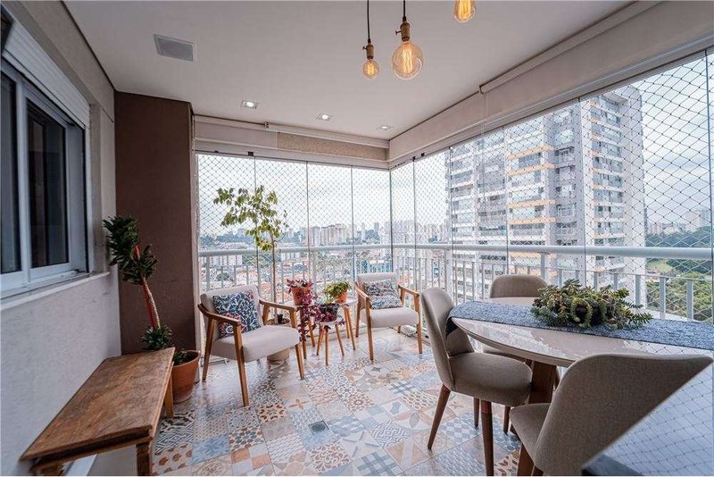 Apartamento á venda  2 Quartos, Santo Amaro, SP - R$ 891 mil Rua Elias Antonio Zogbi São Paulo - 