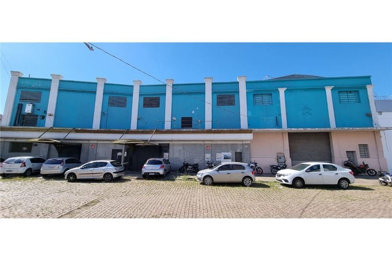 Prédio comercial com 2.800m² Pelotas Porto Alegre - 