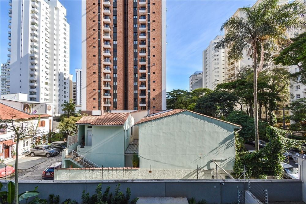 Apartamento à venda com 3 quartos, 93m² - Foto 5