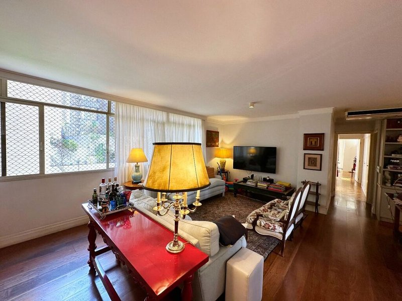 Apartamento nos Jardins com 183m² Lorena São Paulo - 