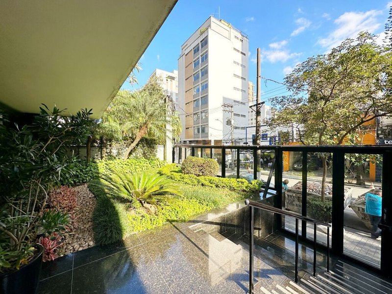 Apartamento nos Jardins com 183m² Lorena São Paulo - 