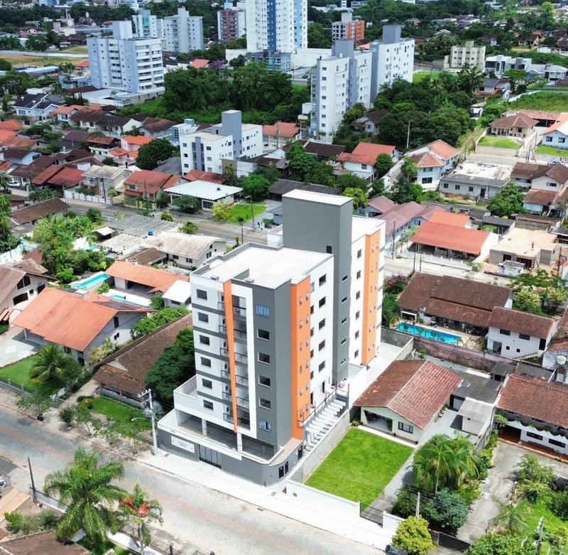 Apartamento Semi Mobiliado, garagem pra 2 Carros, bairro Imigrantes - Timbó - 